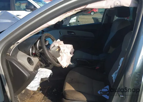 2014 Chevrolet Cruze Ls Manual z USA, uszkodzony, nr VIN 1G1PB5SH5E7370523